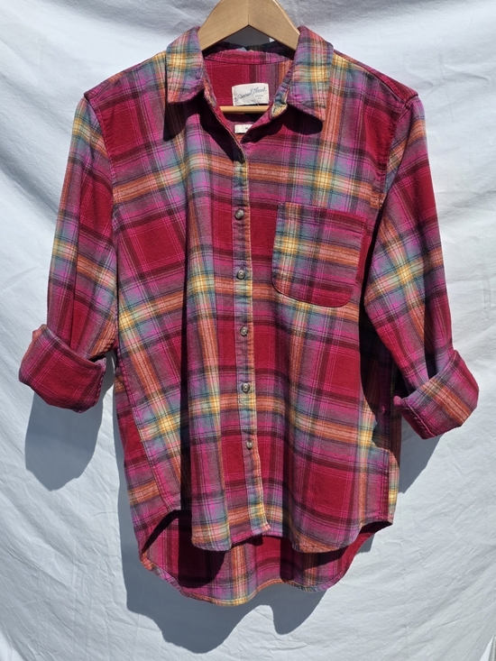 Universal Thread Tops - Universal Thread Pink and Red Plaid Button-Up Shirt